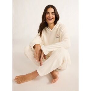NWT Ivory Fleece Hooded Lounge Wear Sweatshirt 'Hot Cocoa' Size Medium 8 /‎ 10